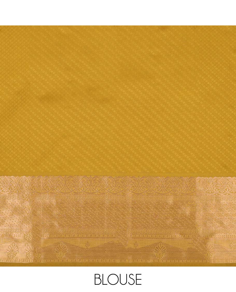 Green jacquard Kanchipuram silk saree, contrast jaal patterned pallu & border of traditional design in zari