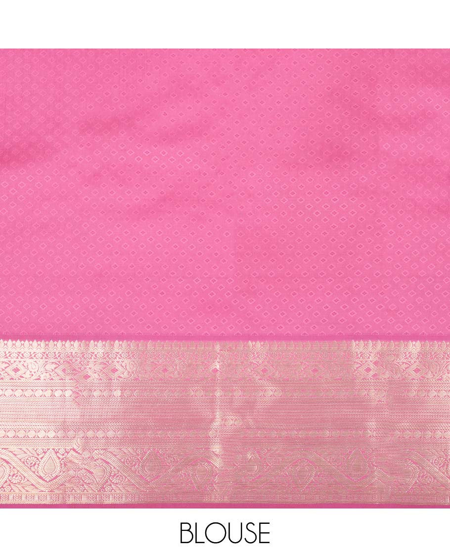 Orange jacquard Kanchipuram wedding silksaree, contrast ogee patterned pallu & border of traditional designs