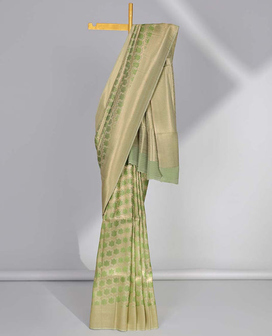 Green floral design softy saree, traditional design border & pallu of intricate designs