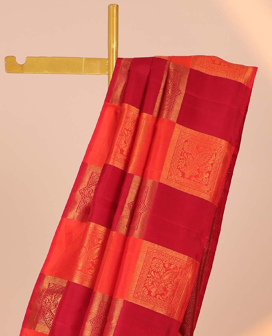 Borderless multi-color zari buttas enclosed checked Kanchipuram silk saree, pallu of intricate designs