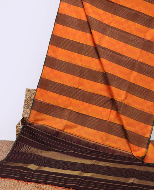 Borderless orange checked Kanchipuram silk saree, contrast pallu of seppu rekku designs