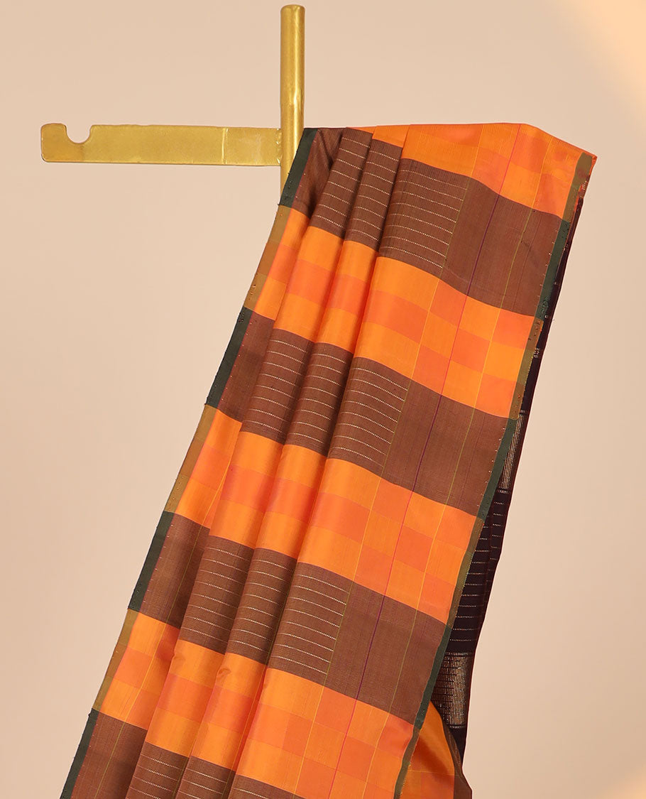Borderless orange checked Kanchipuram silk saree, contrast pallu of seppu rekku designs