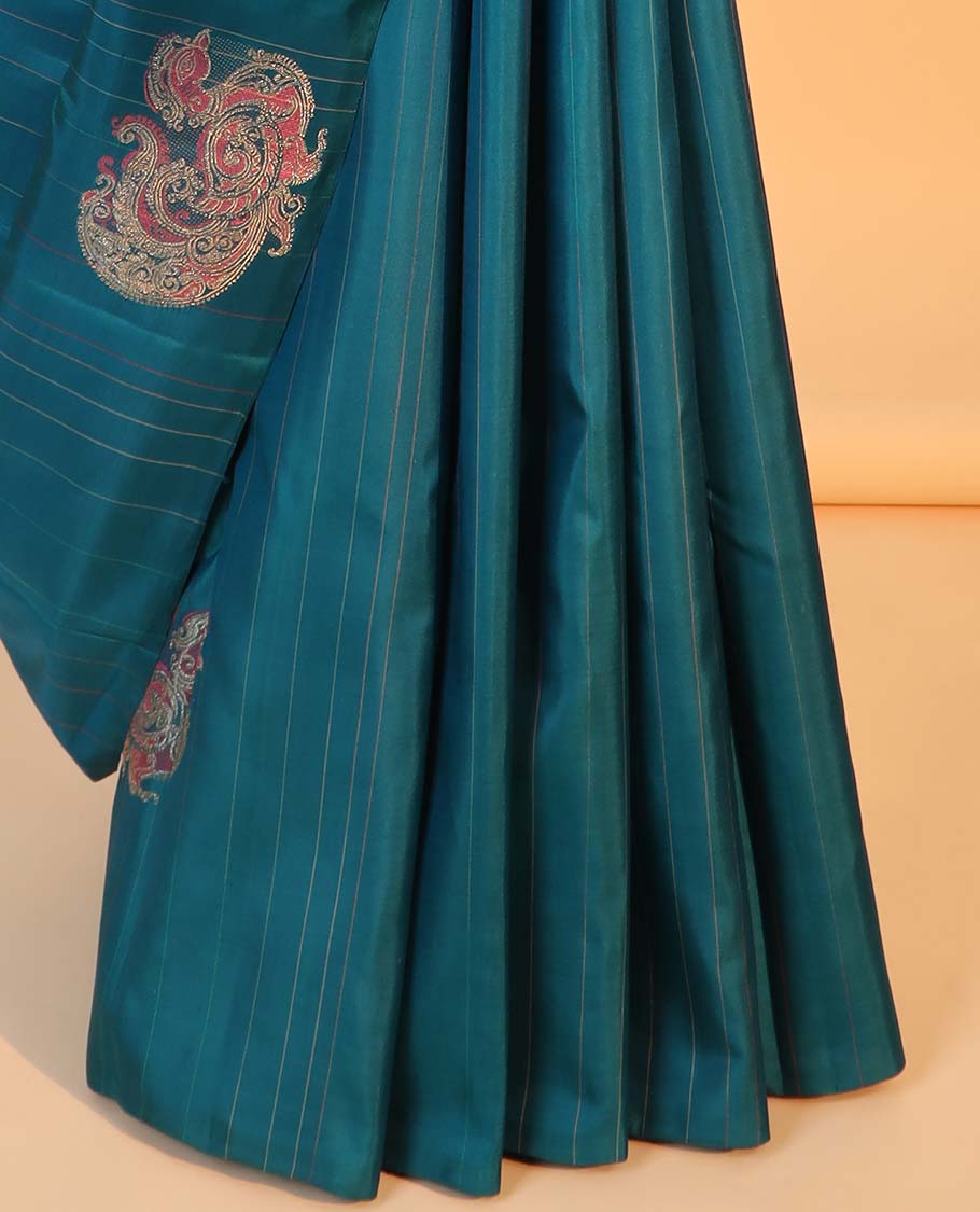 Borderless blue striped & mayil buttas Kanchipuram designer silksaree, contrast pallu of manga mokku & diagonal stripes