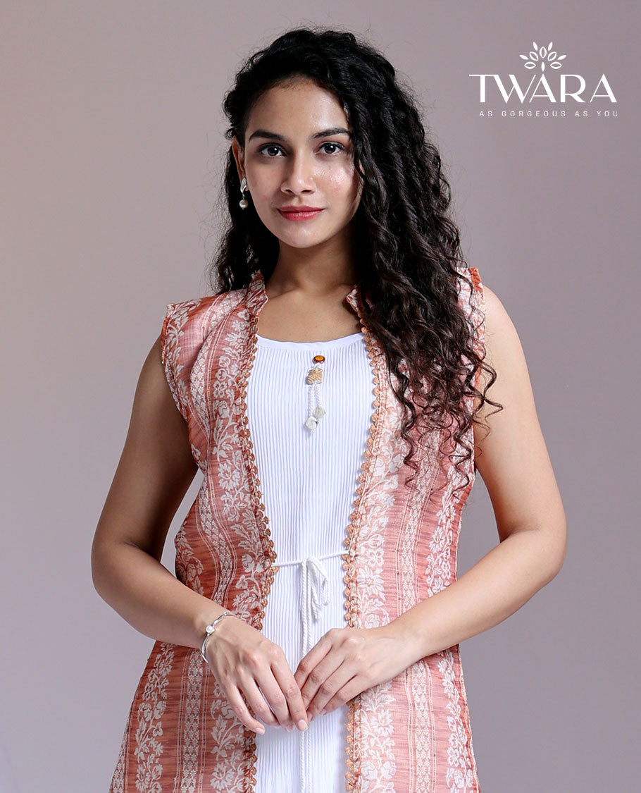Twara white kurti with contrast sleeveless printed long Chinese collar tie-up shrug