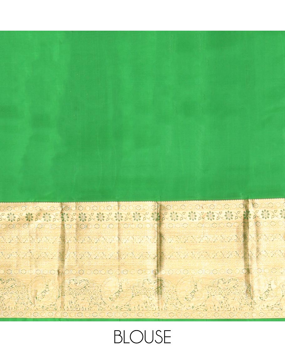 Pink Kanchipuram Wedding Silk Saree, Graced with Jacquard Design, a Contrast Border of Thilakam, Poun, Kamalam, Diamond, Kodi Visiry, Yaanai and Mayil, Grand Pallu, and a Contrast Blouse
