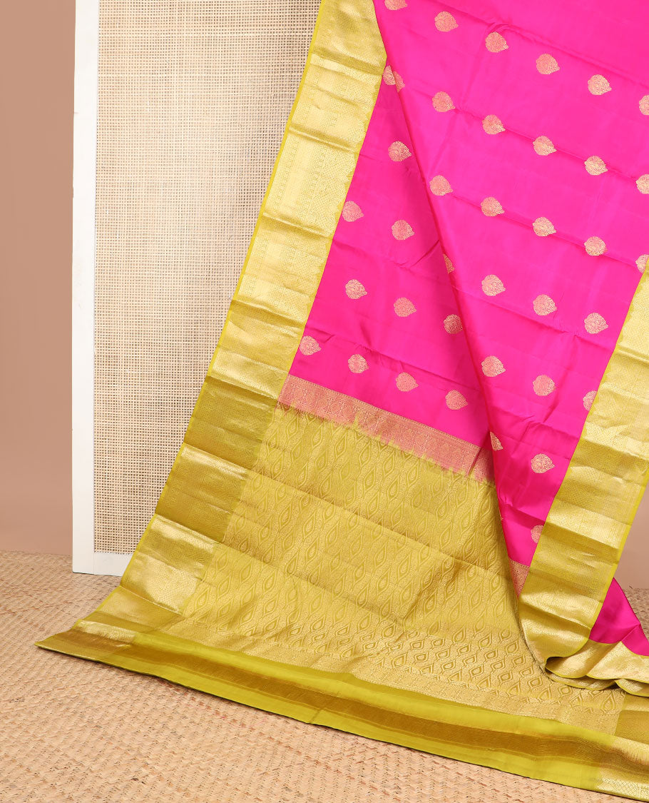 Pink buttas silk saree with contrast intricate zari design border & jaal design pallu