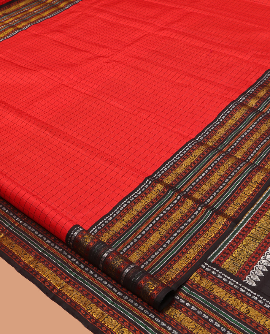 Red Kanchipuram Silk Saree, Woven with Checks, Complemented by a Contrast Korvai Border of Manga, Mayil, Kamalam, Yaanai, and Mayil Kann, Traditional Pallu, and a Contrast Blouse