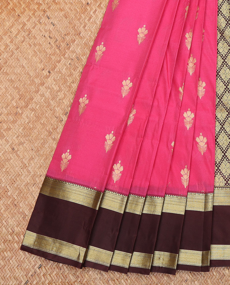 Pink Budget Silk Saree, Gleamed Up with Zari Buttas All Over Its Body, Complemented by a Contrast Traditional Zari Design Woven Rettai Pettu Border, Majestically Detailed Pallu of Jaal Designs, and Paired with a Contrast Blouse