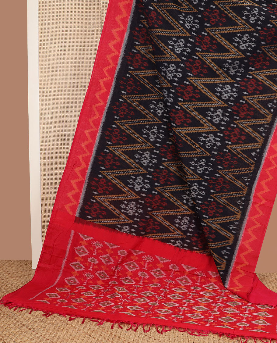 Black chevron design Pochampally cotton saree, contrast chevron design border & geometric patterned pallu
