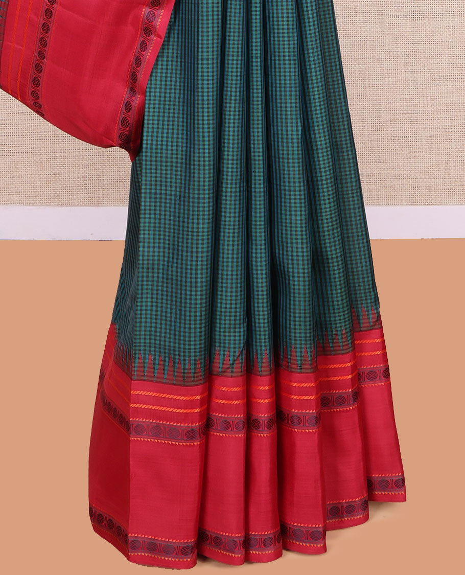 Blue Kasa-Kasa Checked Kanchipuram Silk Saree, Complemented by a Contrast Thazampoo Rekku Border of Banaras, Ara Bogudi, and Rudraksham Designs, Thazampoo Rekku Pallu, and Contrast Blouse