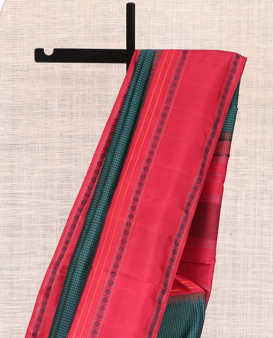Blue Kasa-Kasa Checked Kanchipuram Silk Saree, Complemented by a Contrast Thazampoo Rekku Border of Banaras, Ara Bogudi, and Rudraksham Designs, Thazampoo Rekku Pallu, and Contrast Blouse