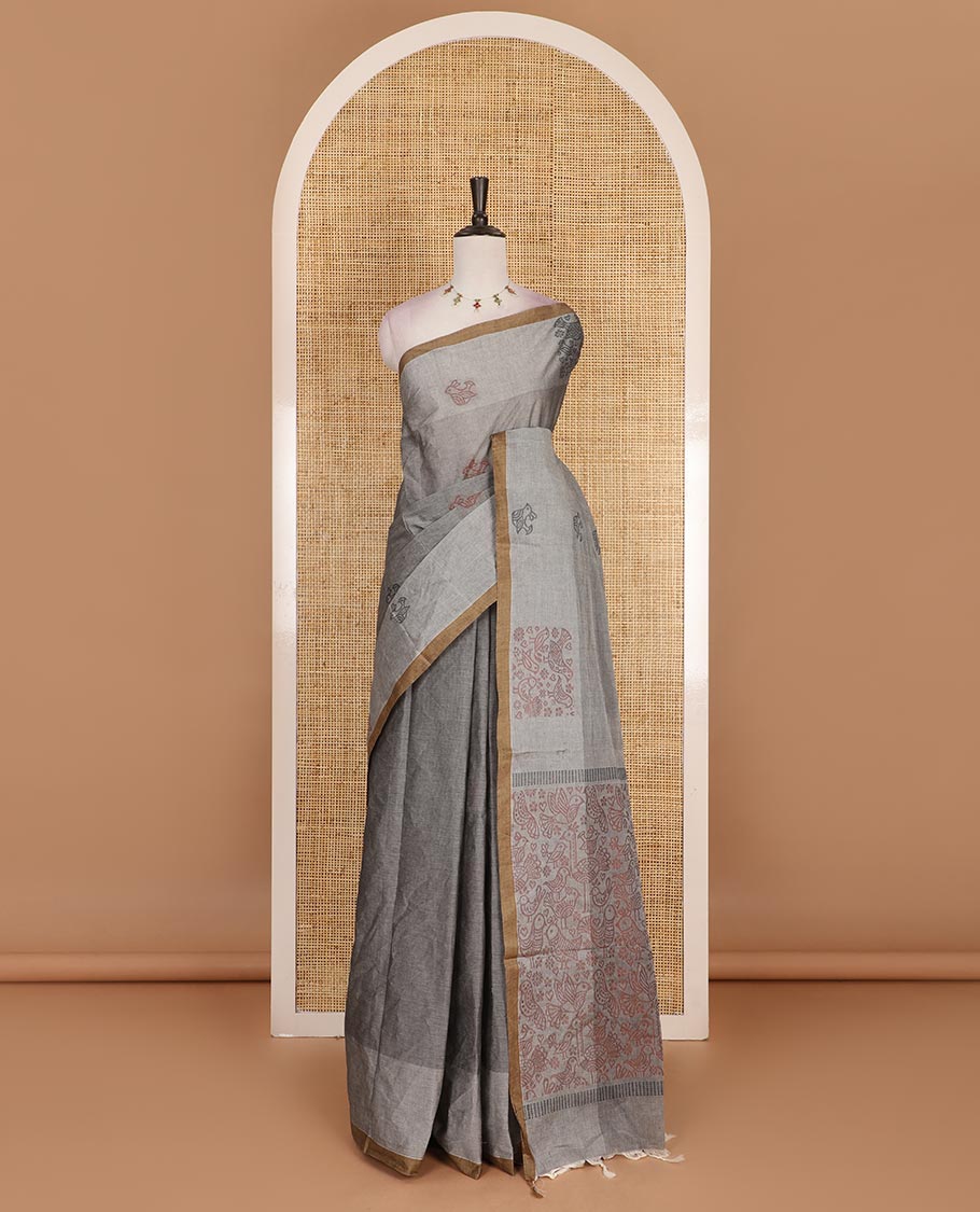 Grey bird motifs printed Handloom cotton saree, contrast piping border, pallu of bird motifs print, and a matching blouse