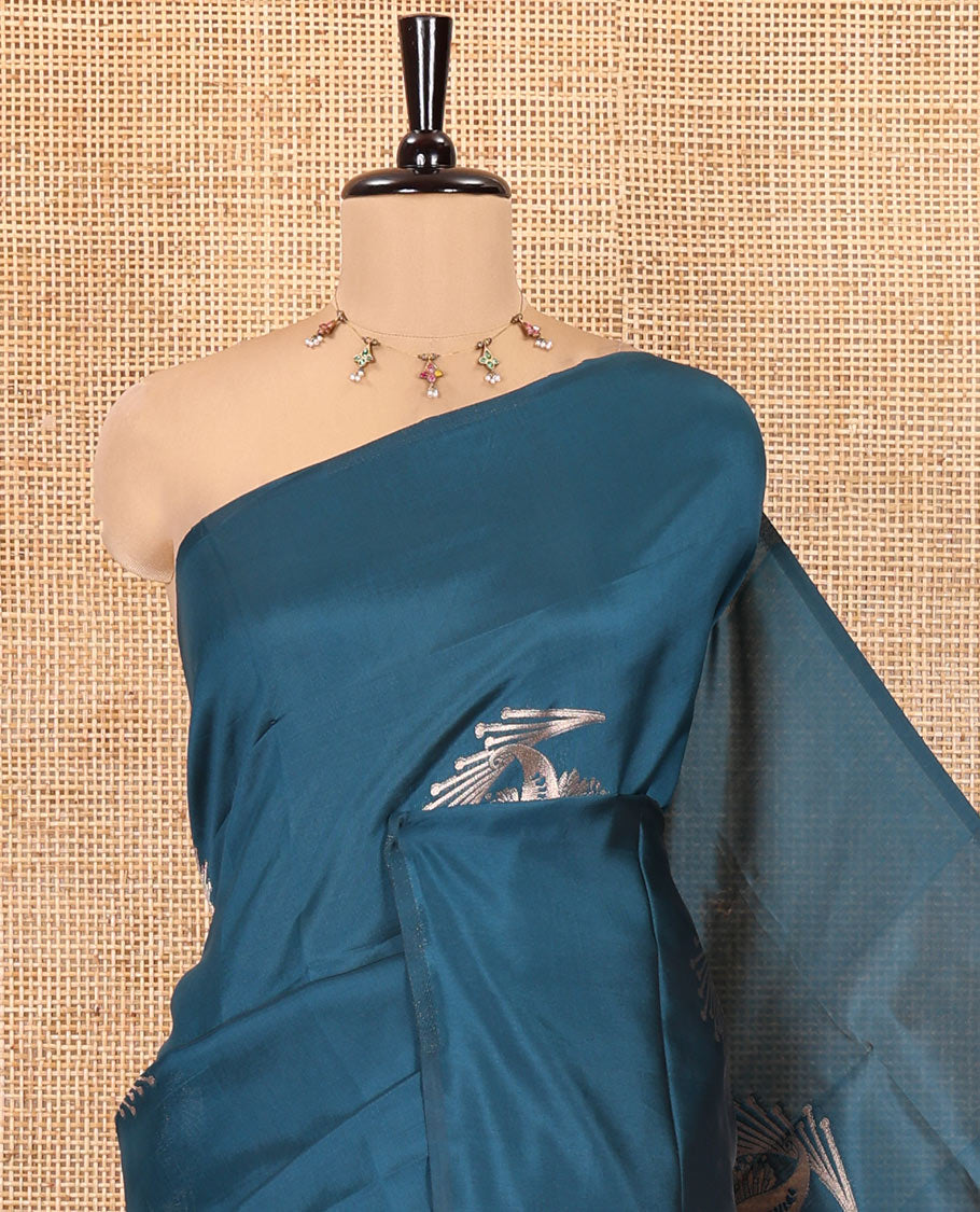 Borderless Royal Blue Kanchi Silk Saree, Gracefully Embellished with Zari Buttas, Intricate Pallu, and a Matching Blouse