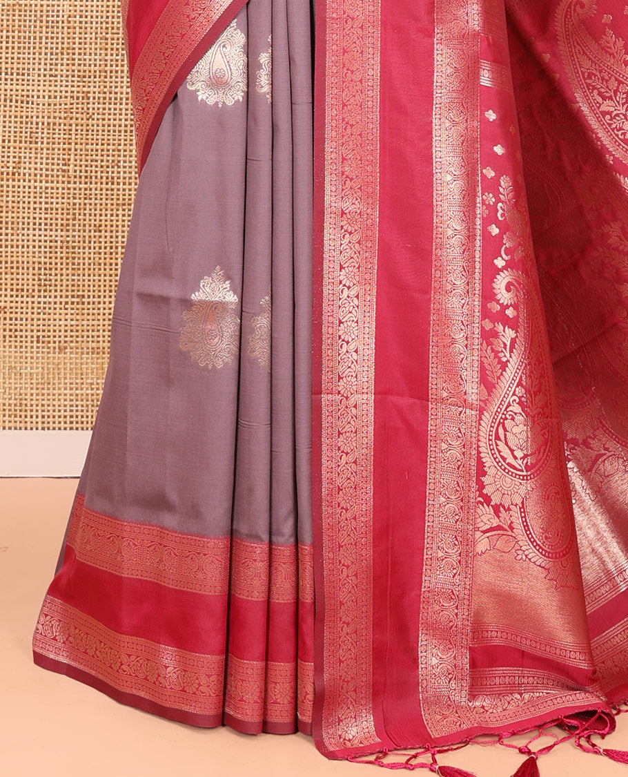 Dusky Mauve Elite Soft Silksaree Features Buttas, Contrast Rettai Pettu Border, Paisley Pallu, Contrast Blouse