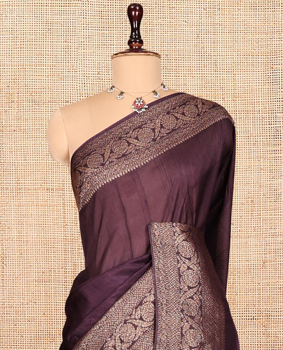 Brown Plain Matka Silk Saree, Highlighted by Traditional Design Border ogf Floral Designs, Intricately Designed Pallu, and Paired with a Matching Blouse