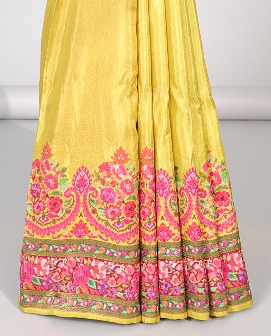 Green floral design dola silksaree, contrast floral border & meenakari floral pallu
