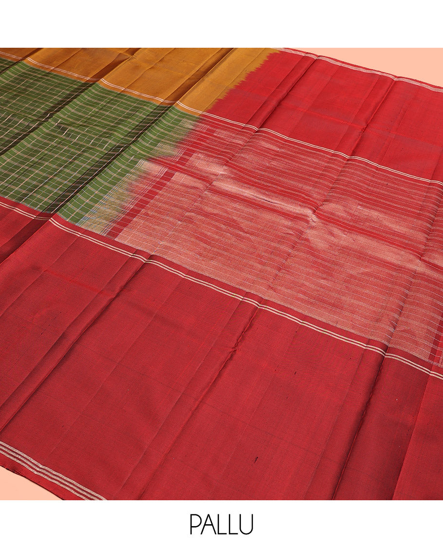 Green Kanchipuram Silk Saree, Sparsely Woven with Checked Design, Complemented by Contrast Rettai Pettu Ganga-Jamuna Border, Zari-Striped Pallu, and Contrast Blouse