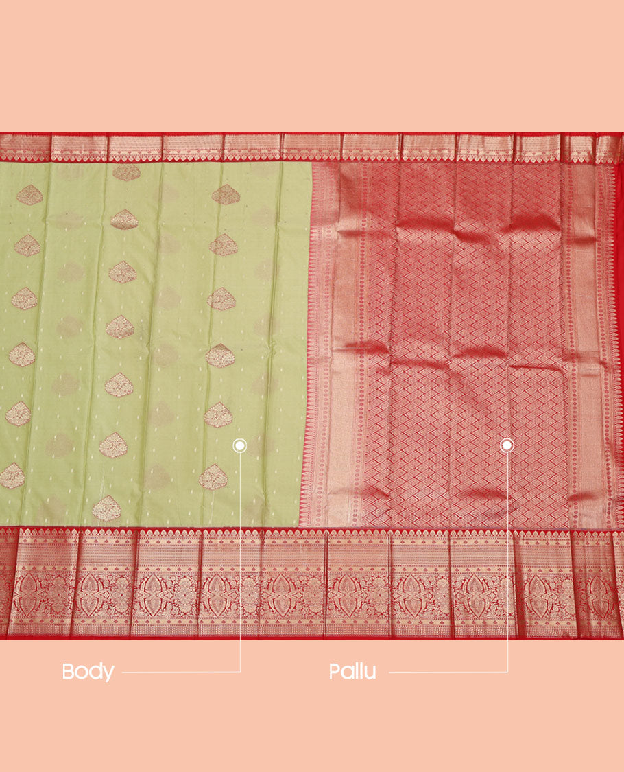 Green Budget Silk Saree, Gracefully Woven with Zari Buttas on Its Body, Complemented by a Contrast Traditional Zari Design Border, Grand Jaal Pallu, and Paired with a Contrast Blouse