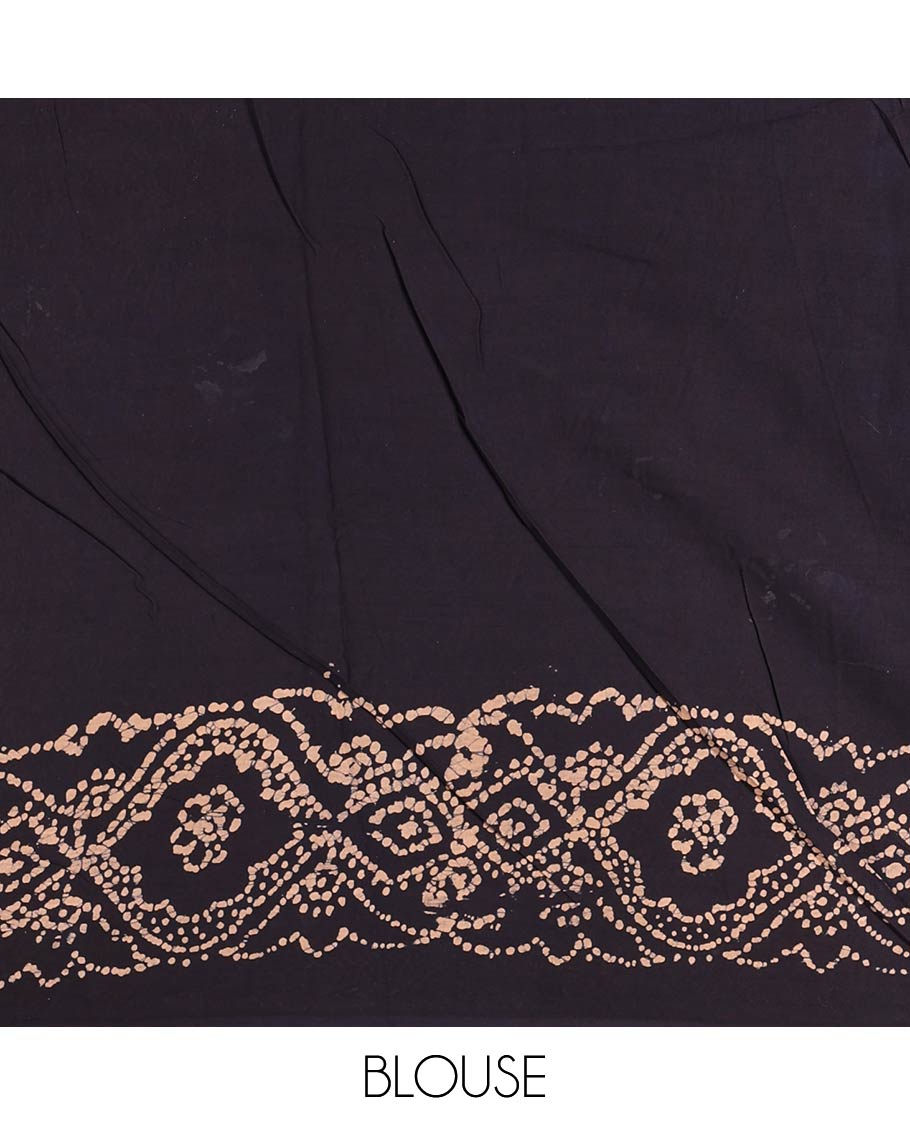 Black-chikku batik geometric printed pure cotton saree, zari piping border, human figurines batik printed pallu, and a matching batik printed blouse