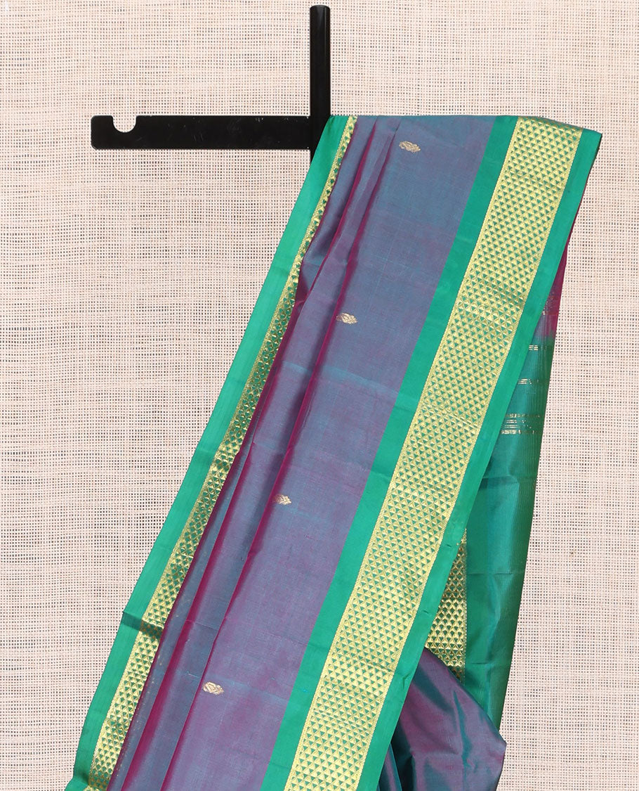 Blue Dual-Tone Kanchipuram Silk Saree, Woven with Zari Buttas, a Contrast Ara Maadam Border, Zari Design Pallu, and a Contrast Blouse