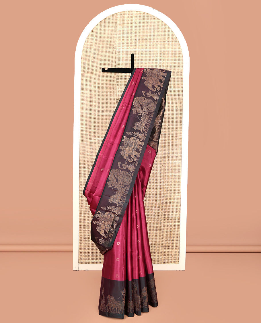 Pink Mayuri Soft Silk Saree, Enriched with Ring Motifs All Over Its Body, Complemented by Contrast Border of King-Queen in Wedding Palanquin Designs, Pallu Depicts Wedding Motifs, and Paired with a Contrast Blouse