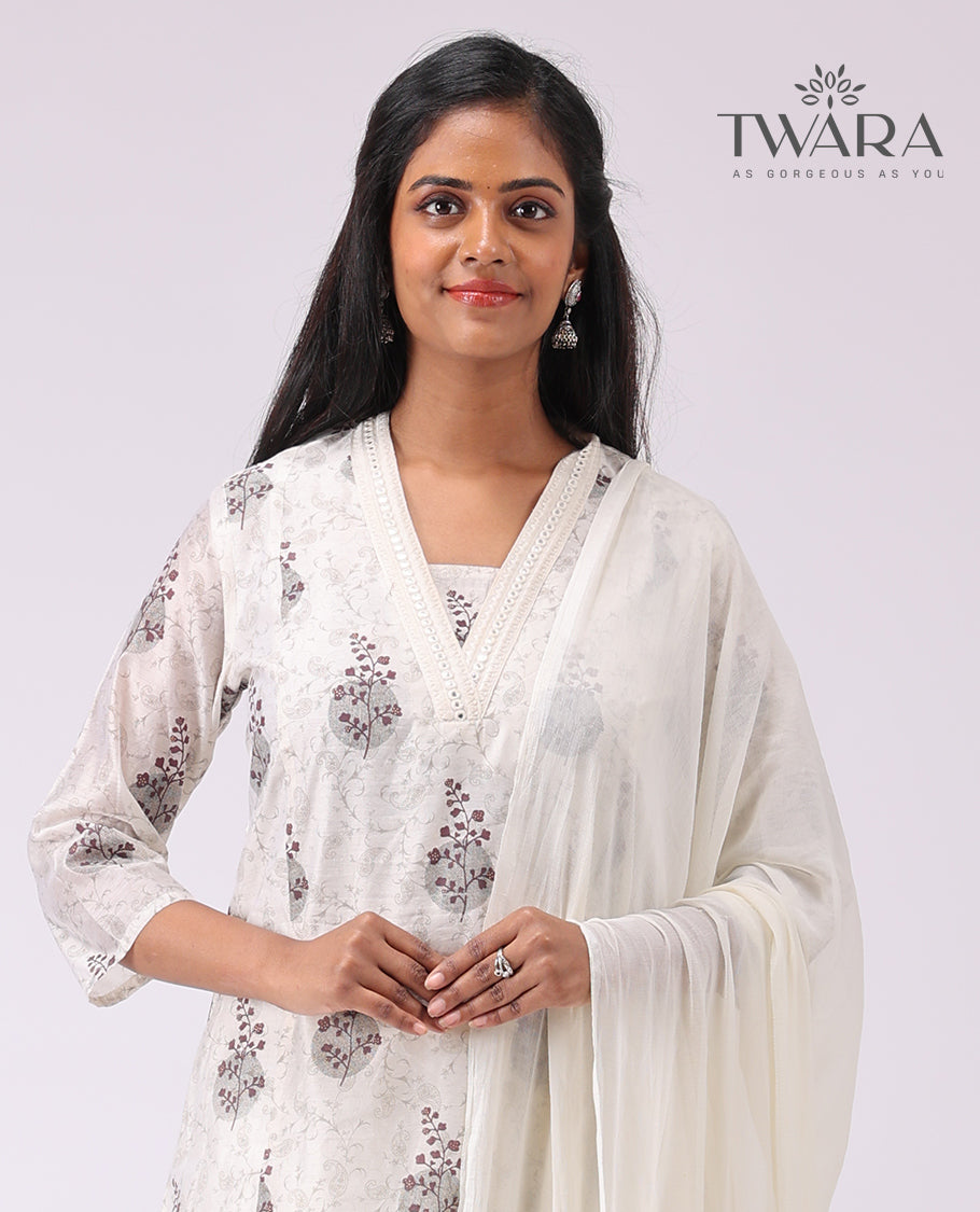 Twara white floral design v neck, 3/4 th sleeve, below knee lenght with straight pants & plain dupatta