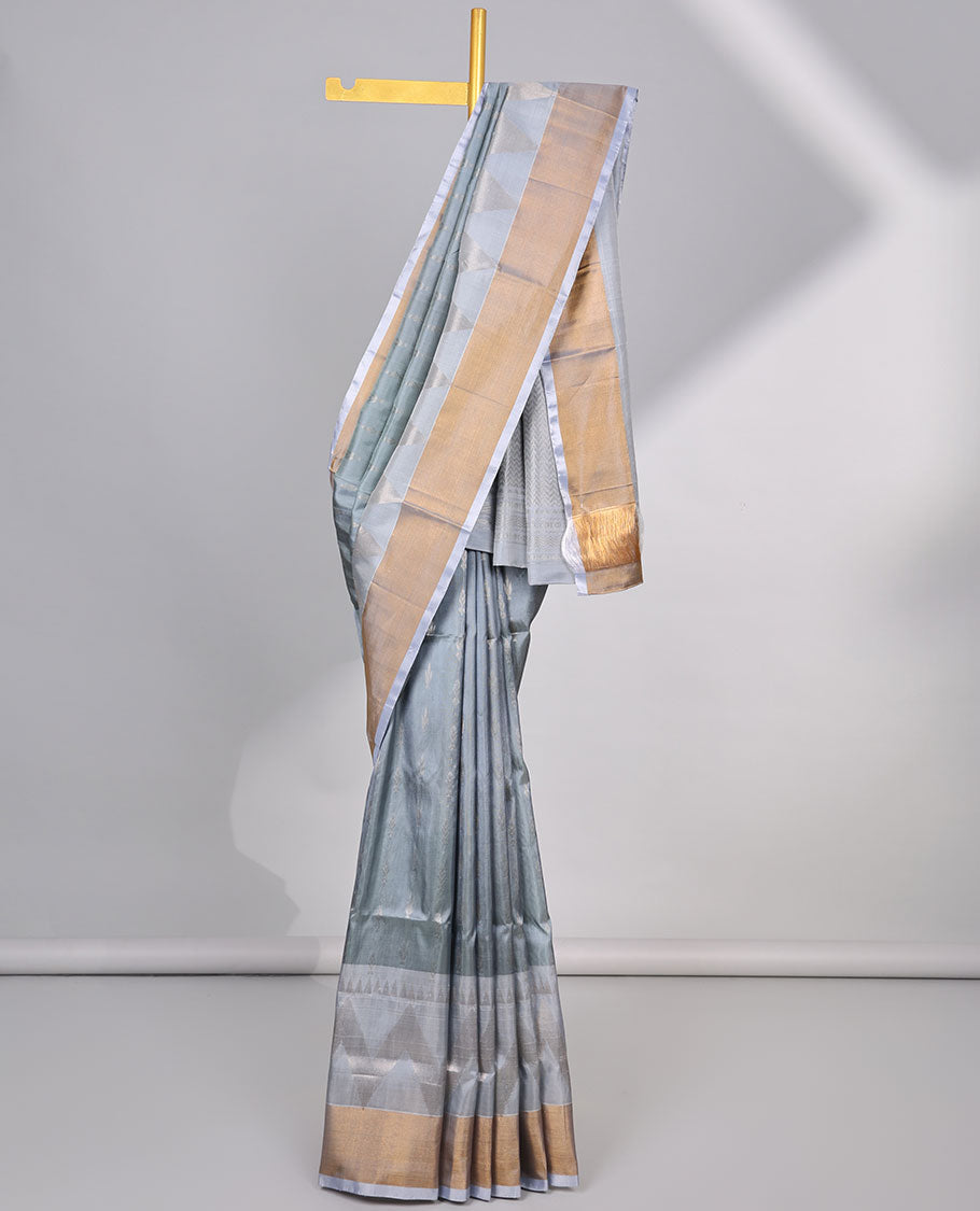 Grey buttas uppada silk saree with contrast zig zag striped border & pallu of intricate design