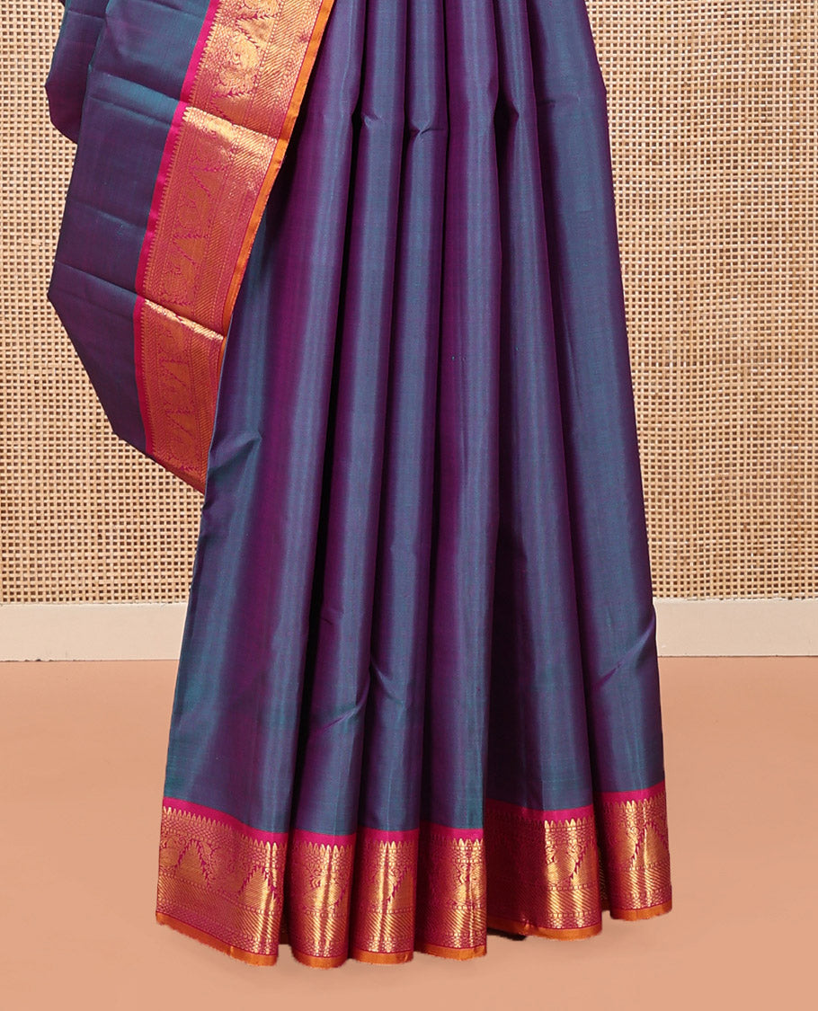 Blue Plain Kanchipuram Silk Saree, Complemented by a Contrast Border of Rekku, Muthu, Mayil Kann, Mayil, Thazampoo Rekku, and Zari Stripes, Pallu of Zari Designs, and Paired with a Contrast Blouse