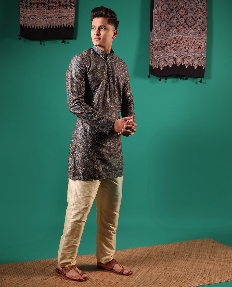 Grey jaal patterns printed with sequins embroidered full-sleeved men's kurta