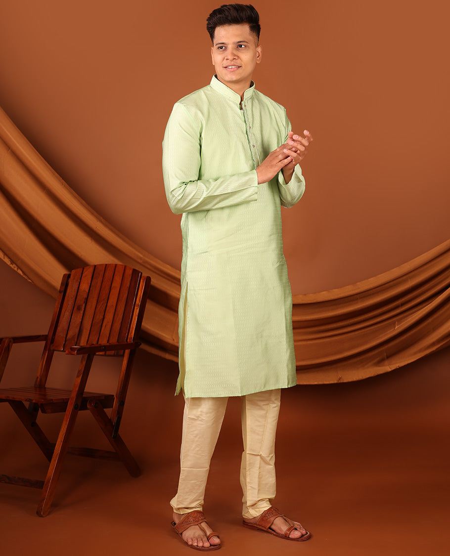 Green Sparsely Woven Embossed Full-Sleeved Men's Kurta