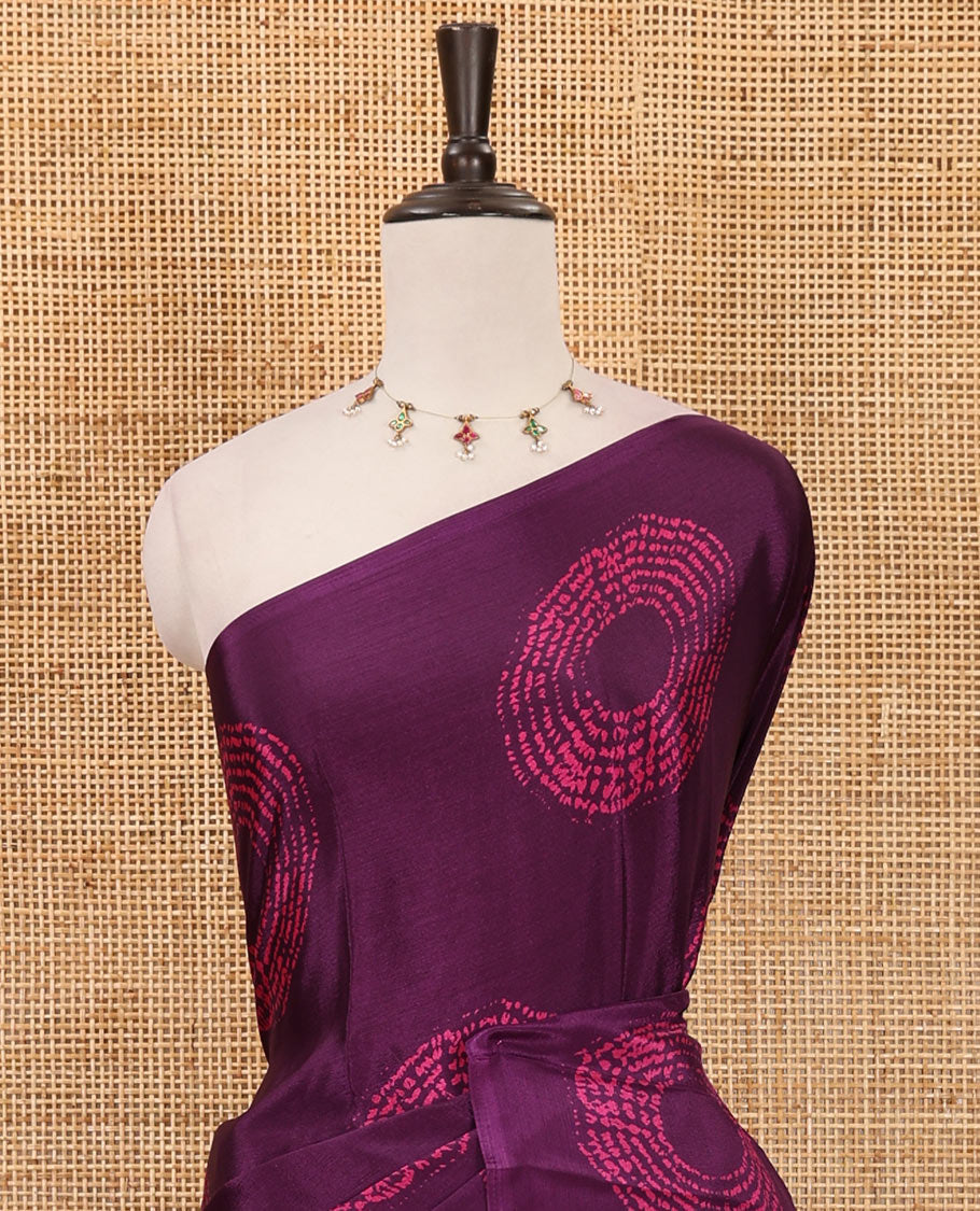 Borderless purple Shibori-style circle motifs printed Turkey crepe saree, Shibori printed pallu & small buttas printed blouse