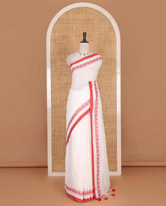 White plain khadi cotton saree with contrast border and plain pallu with tussels