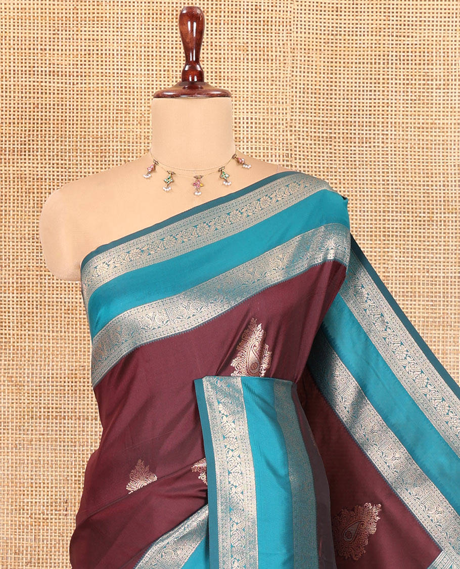 Wine Elite Soft Silksaree Features Buttas, Contrast Rettai Pettu Border, Paisley Pallu, Contrast Blouse
