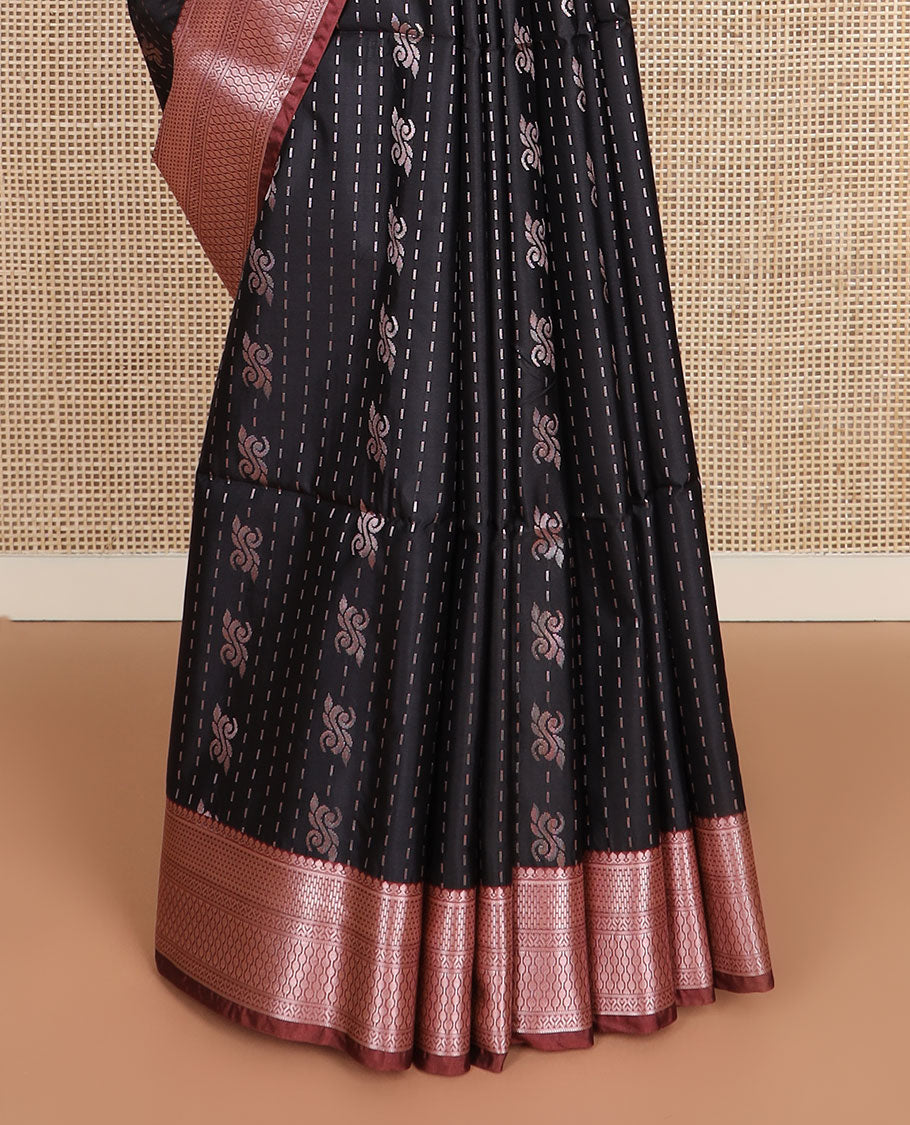 Black zari buttas soft silk saree, contrast traditional zari border, and pallu of ogee patterns