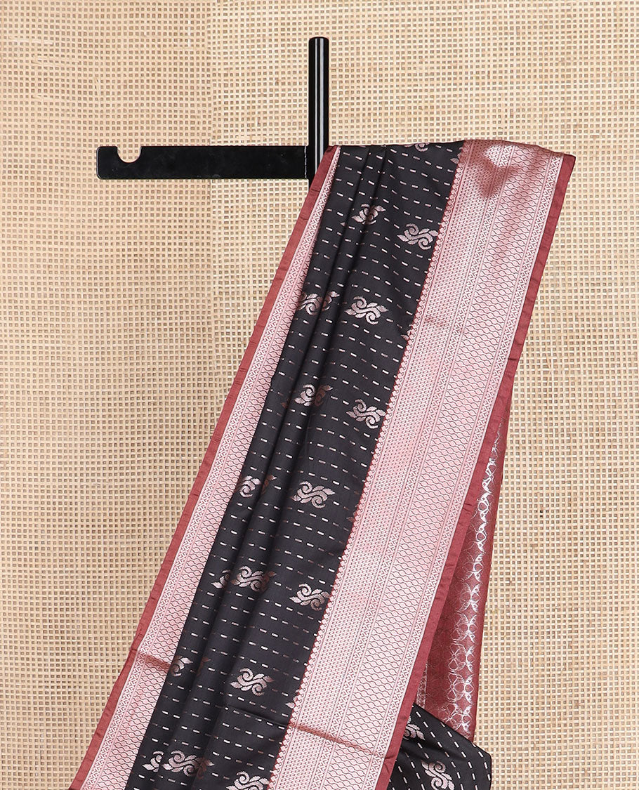 Black zari buttas soft silk saree, contrast traditional zari border, and pallu of ogee patterns