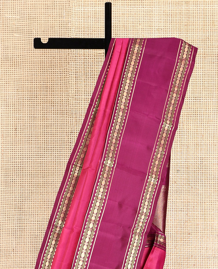 Pink Plain Kanchipuram Silk Saree, Complemented by a Contrast Rettai Pettu Border of Rekku, Muthu, and Poun Designs, Seppu Rekku Pallu, and a Contrast Blouse