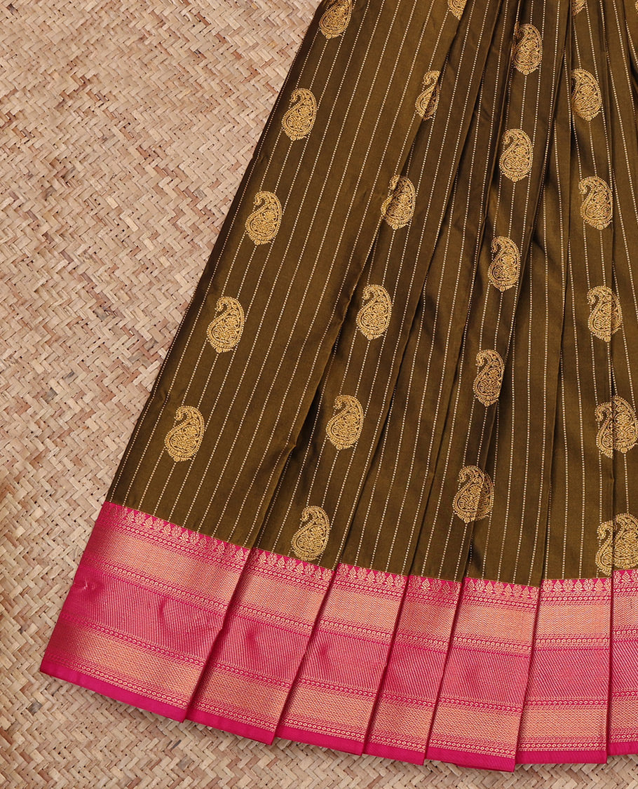 Green Budget Silk Saree, Highlighted with Paisley Buttas and Stripes All Over Its Body, Complemented by a Contrast Traditional Zari Border, Grand Pallu, and Paired with a Contrast Blouse