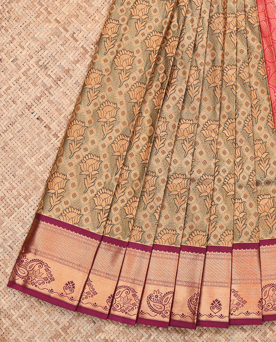 Green Budget Silk Saree, Decorated with Jacquard Design, Complemented by Contrast Traditional Zari Border, Grand Pallu and a Contrast Blouse