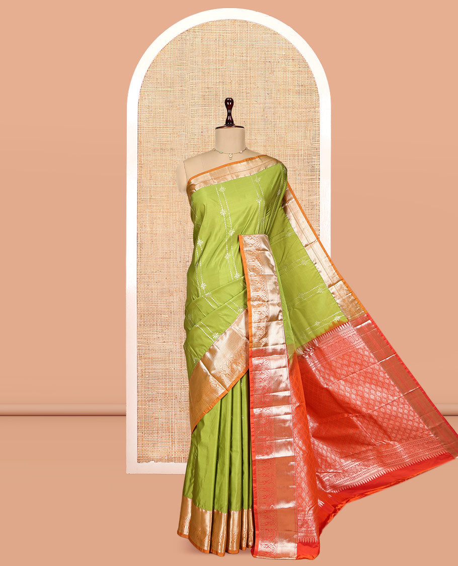 Green Budget Silk Saree, Meticulously Crafted with Zari Designs, Complemented by a Contrast Traditional Border, Grand Pallu, and a Contrast Blouse