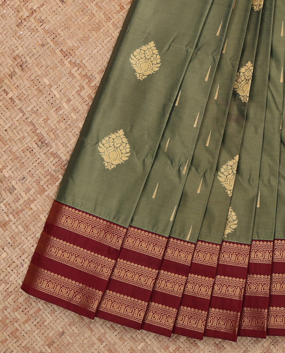 Green Budget Silk Saree, Detailed with Zari Buttas, a Contrast Traditional Zari Border, Jaal Pallu, and a Contrast Blouse