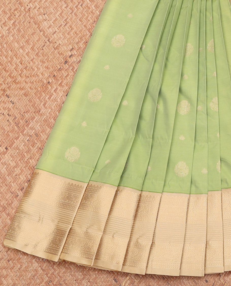 Green Budget Silk Saree, Crafted with Zari Buttas, Complemented by a Contrast Traditional Zari Border, Sparsely Woven Pallu, and a Contrast Blouse