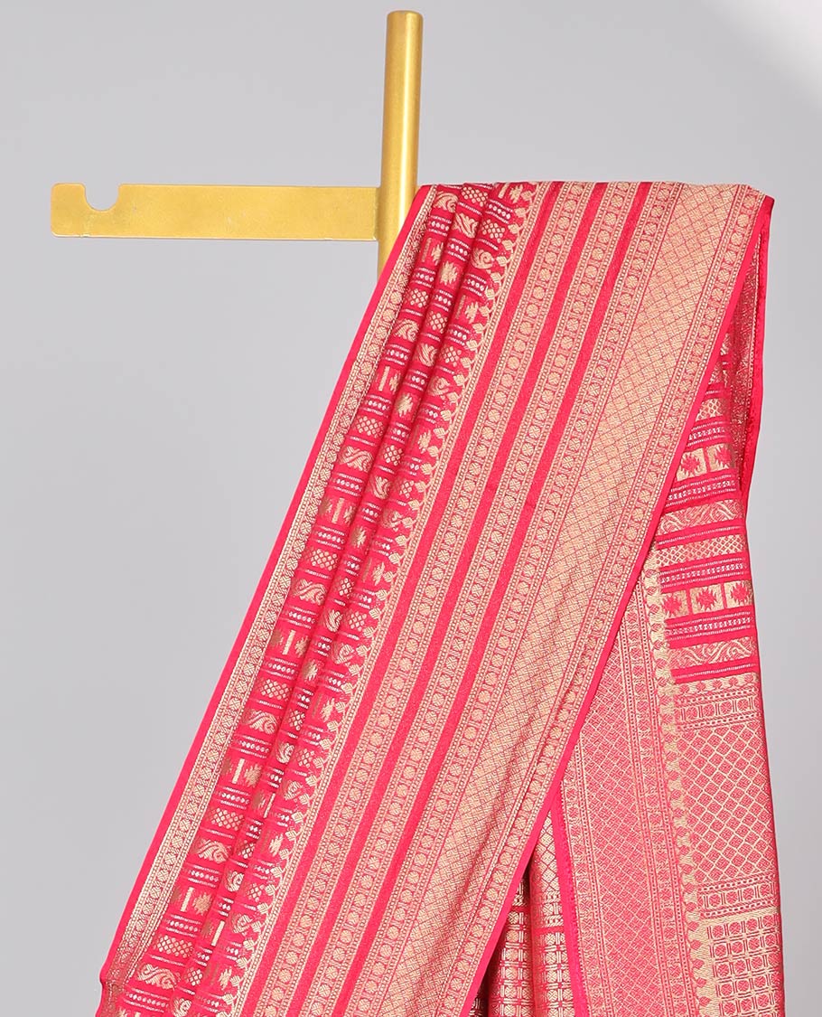 Red geometric semi-banaras dola silk saree with self zari border & argyle pattern, geometric design pallu