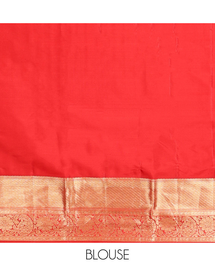 Green zari buttas Vasundhara elite silksaree, contrast zari border of rekku,muthu,floral & paisleys & jaal pallu