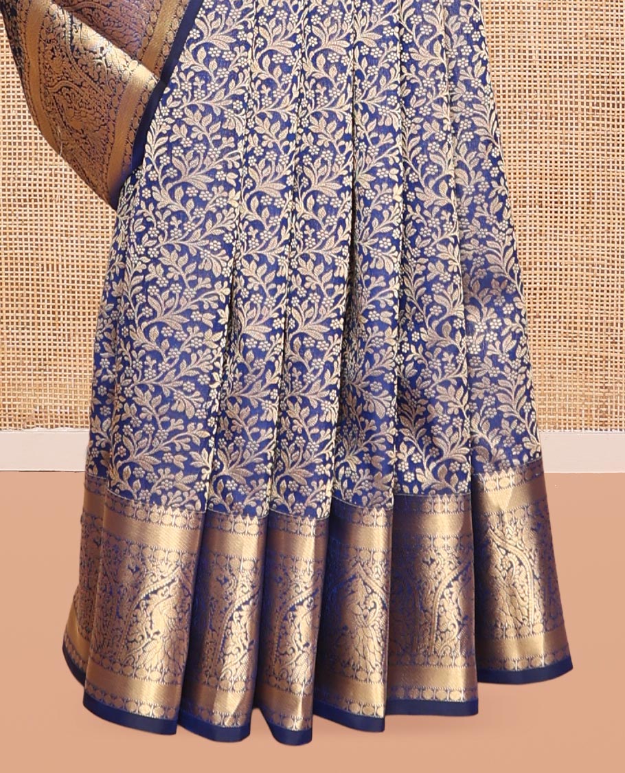 Blue Kanchipuram Wedding Silk Saree, Elegantly Highlighted with Jacquard Design, a Zari Border of Rekku, Muthu, Poun and Mayil Designs, Grand Pallu, and a Matching Blouse