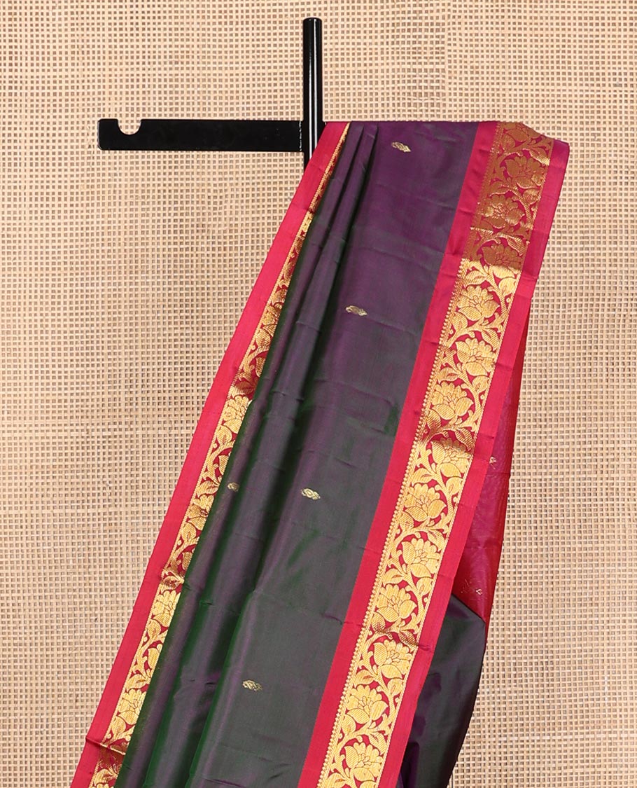 Purple dual-tone Kanchipuram silk saree, contrast border of thilakam mokku,banaras, and kodi visiry, and zari design pallu