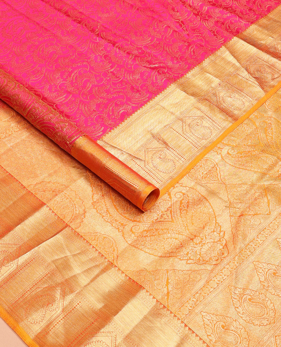 Pink jacquard wedding silk saree, contrast intricate pallu & border of salngai,neli,mayil kann & arumbu manga