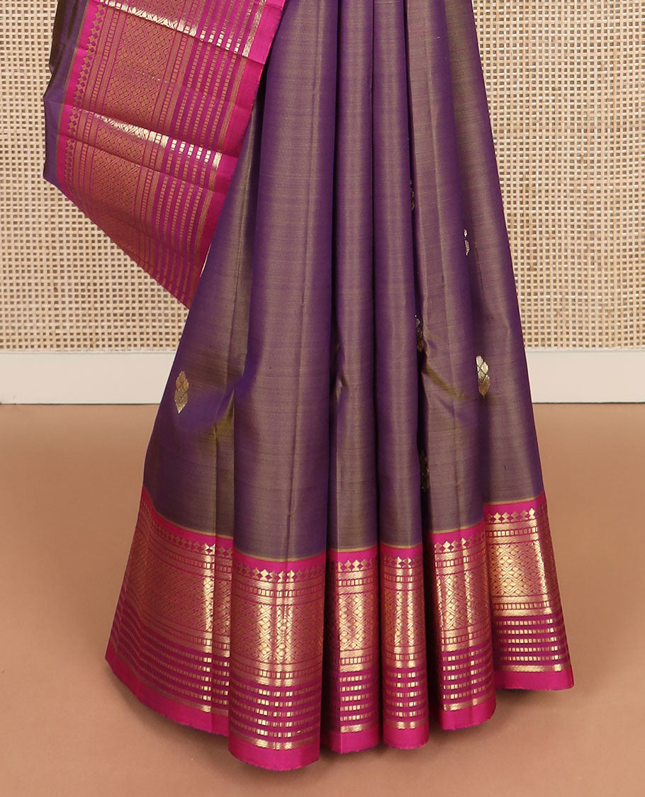 Purple zari buttas kanchipuram silksaree, contrast one-sided border of paneer sombu,banaras,muthu & jaal design & zari design pallu