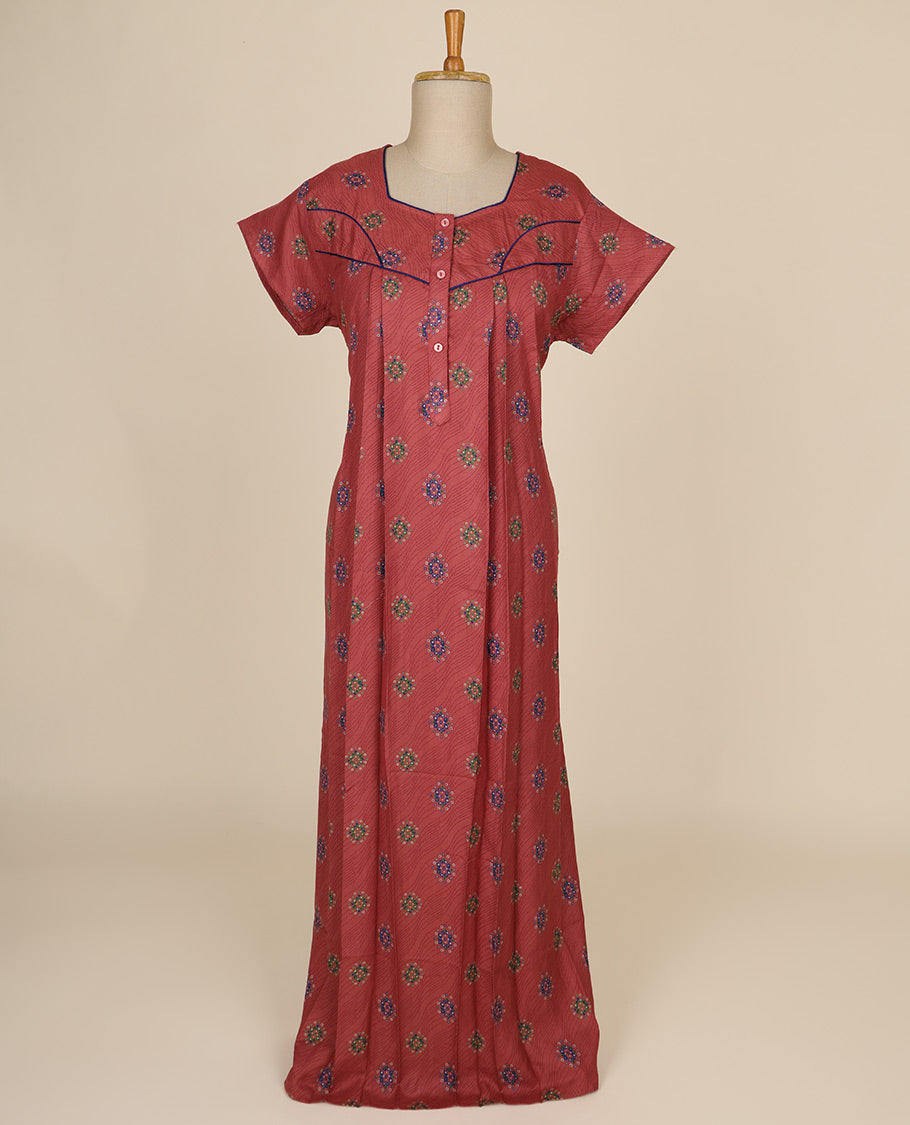 Red bandhani style design printed & round neck cotton half-sleeve nighty