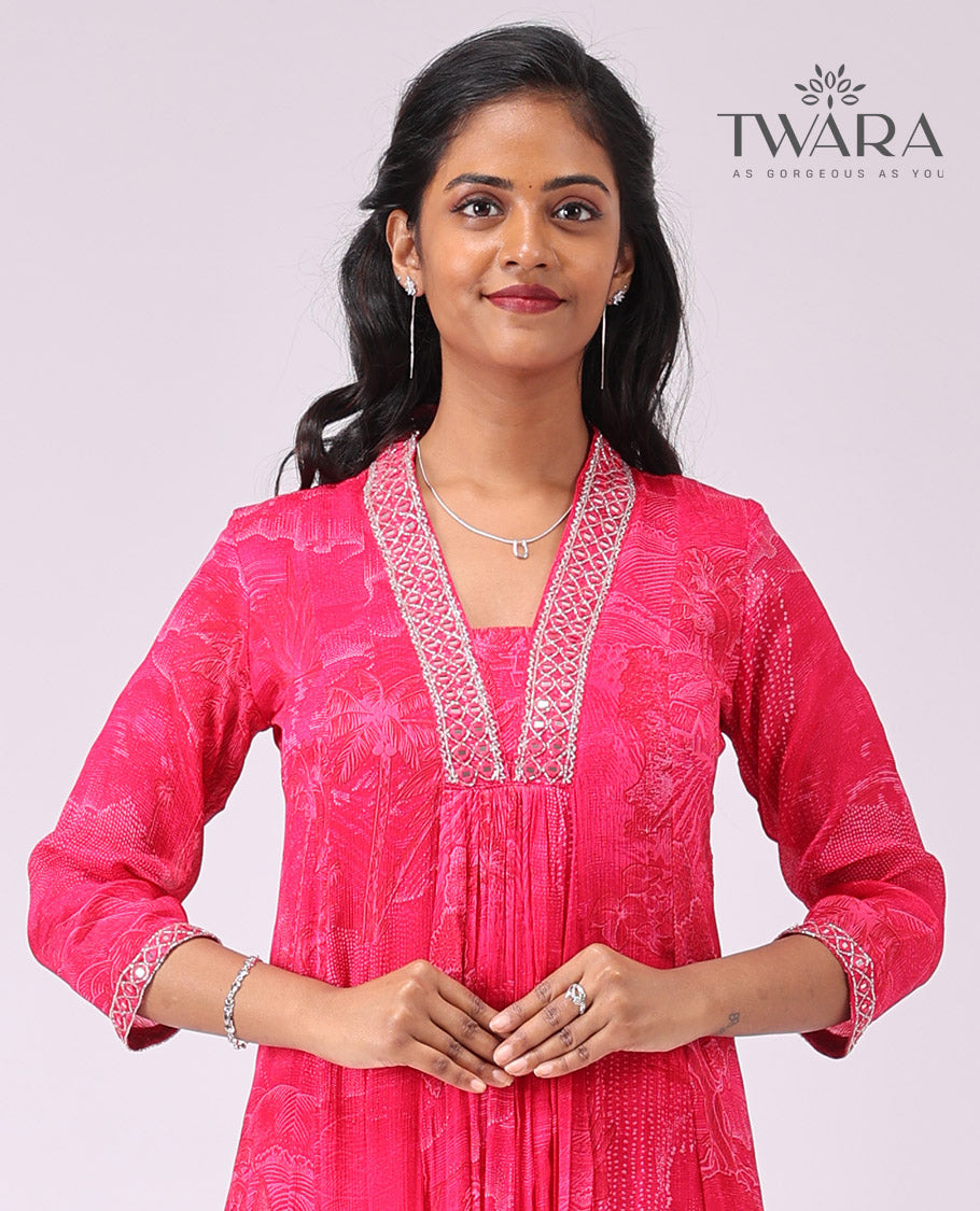 Twara Pink floral printed v neck, knee lenght, 3/4 sleeve kurti