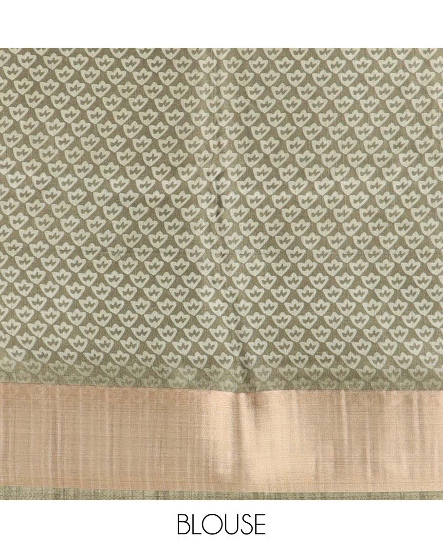 Green argyle design semi-banaras printed saree with contrast zari border & floral motifs pallu
